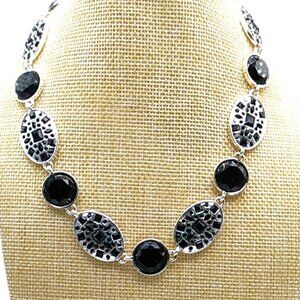 Gloria Vanderbilt Black & Silver-tone Necklace